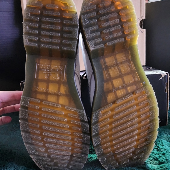 White Doc Martens boot - Picture 3 of 5